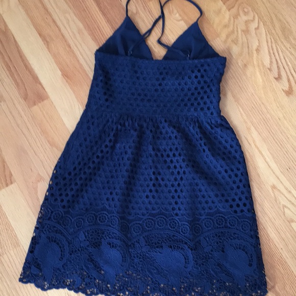 Abercrombie & Fitch Eyelet Spaghetti Straps Mini Navy Blue Dress - Picture 5 of 10